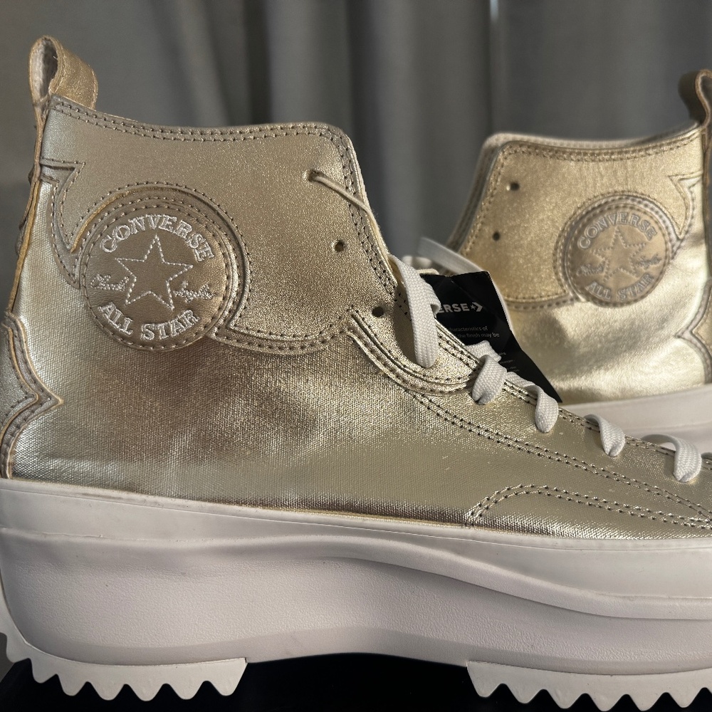 Converse Run Star Hike Hi – Light Gold / Vintage White (Style A10333C)
